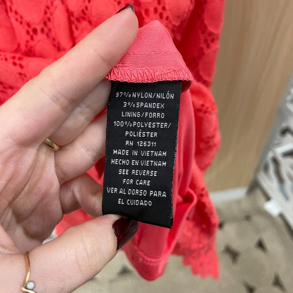 Ronni Nicole Pink Eyelet Dress Size 10 NWT - Picture 5 of 5